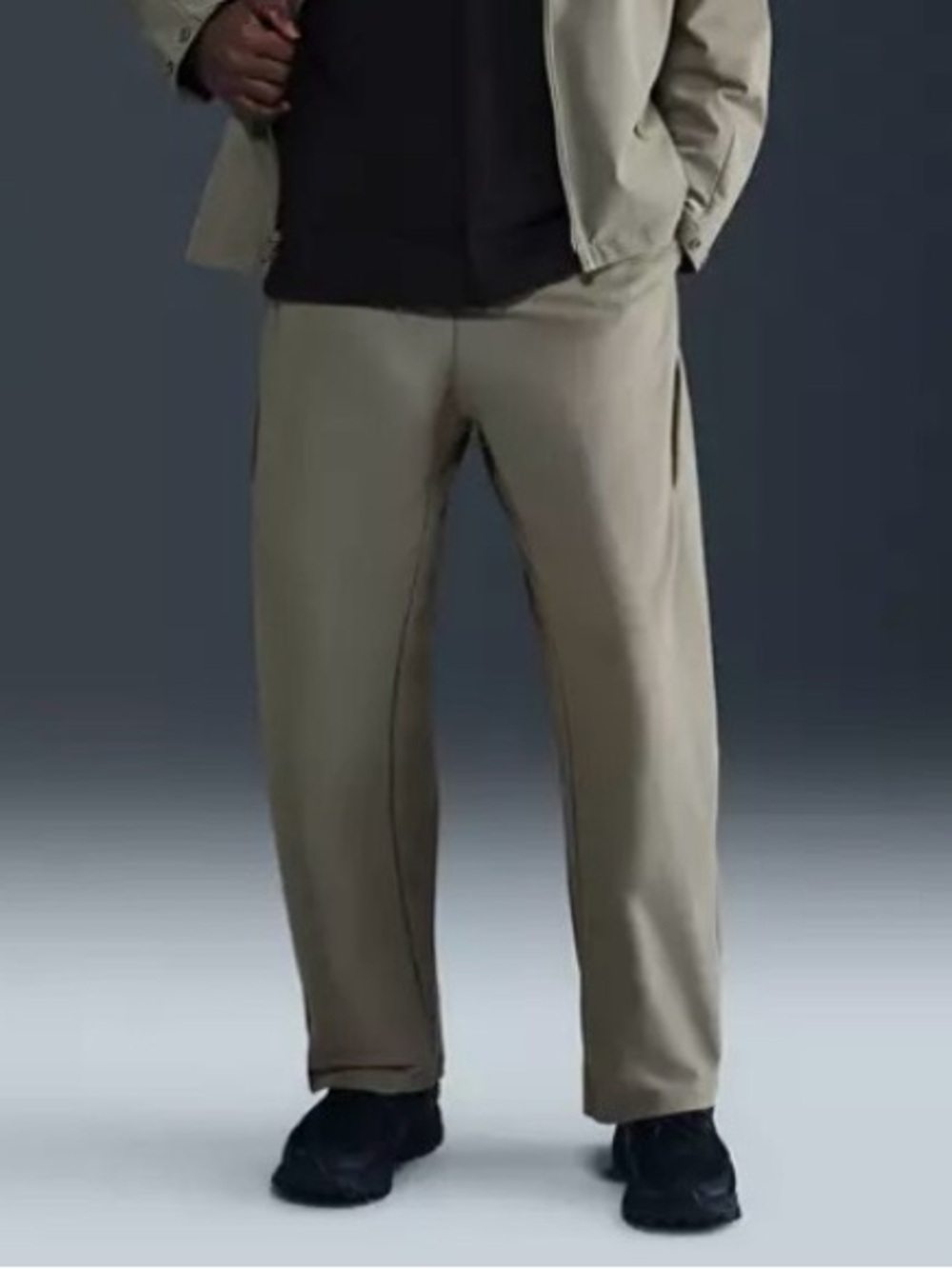 Nike 24.7 PerfectStretch
Men's Dri-FIT UV Protection Barrel-Leg Pants